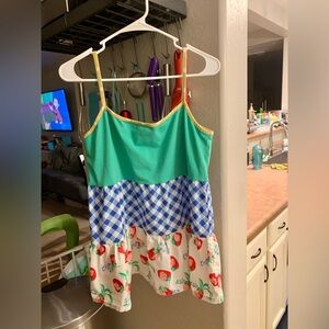 Matilda Jane woman’s size large summer top strawberries and gingham tank EUC